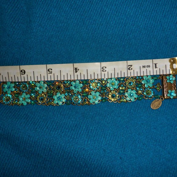 Michal Negrin bracelet- turquoise painted flowers and icy Swarovski crystals - Picture 8 of 8